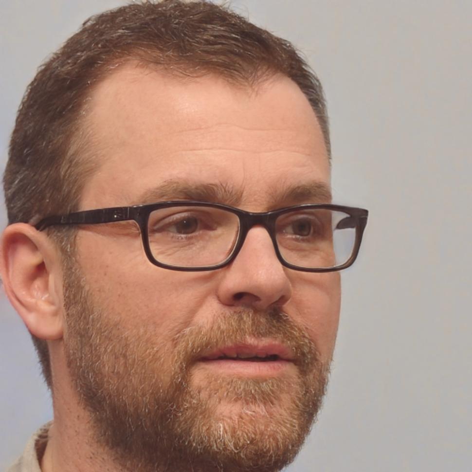 Portrait de Marc Dubois, Directeur Général de agencylumerix